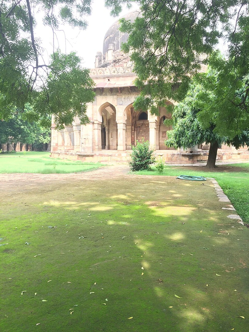 शाम को छोटी चाल