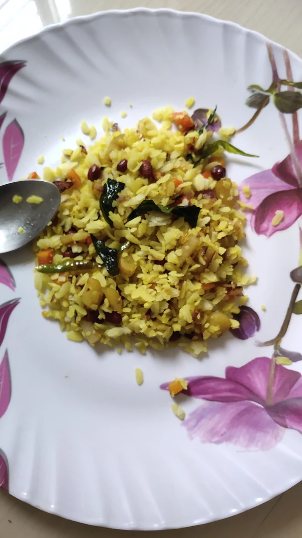 सब्ज़ियों वाला भारतीय पोहा